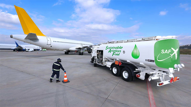 Why Airlines Are Turning to Blockchain for Green Fuel